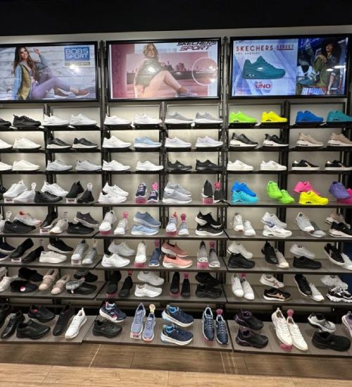 SKECHERS Roma Euroma2